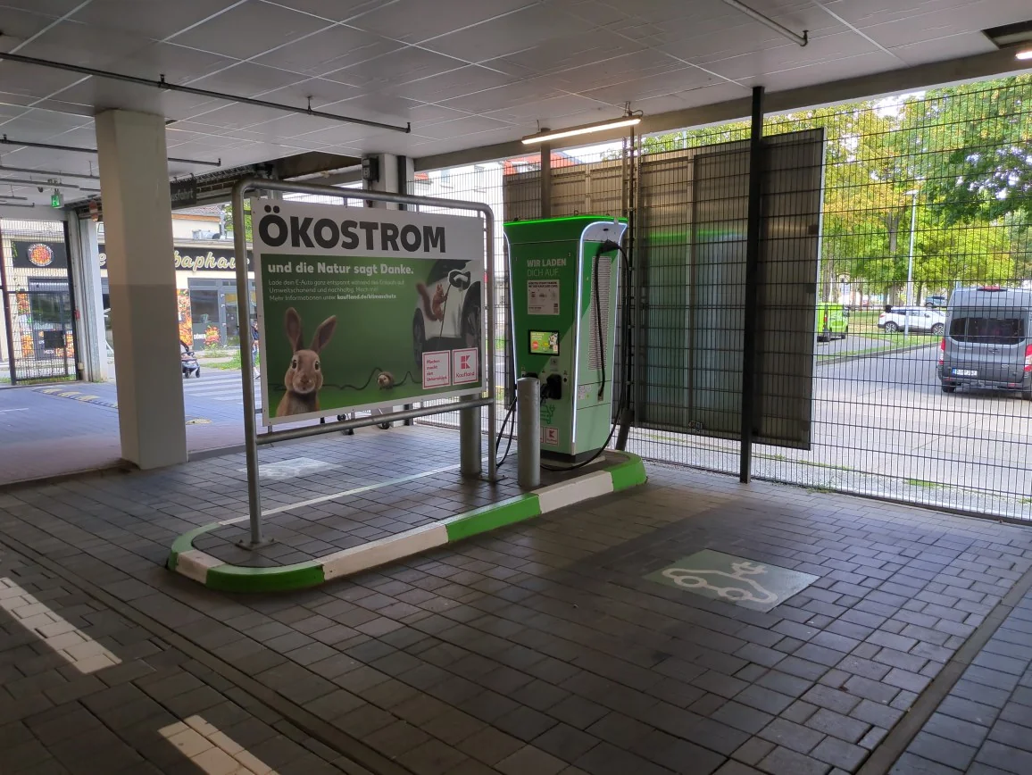 Kaufland Ladestation (60 kW), Hauptstraße 9-10, 13055 Berlin, Berlin